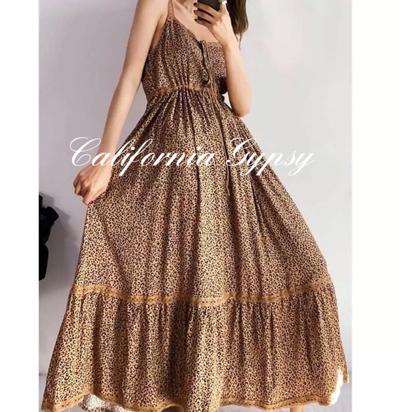 Leopard Bohemian Maxi Dress RESTOCKED🎉 - Picture 8 of 13